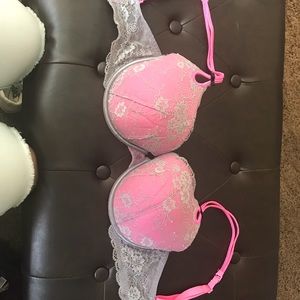 Victoria’s Secret Bra!